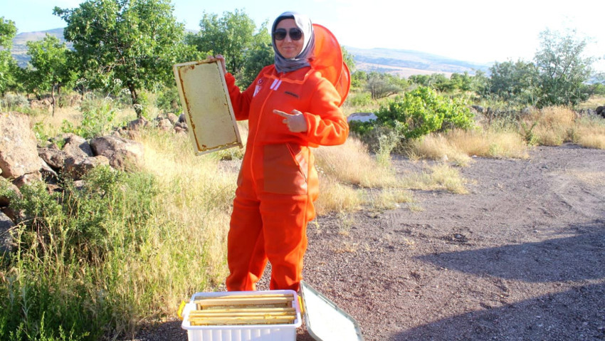 Kalp krizi ve kanseri yendi, şifayı arılarda buldu! Şimdi hedefi 500 kovan - Resim : 3