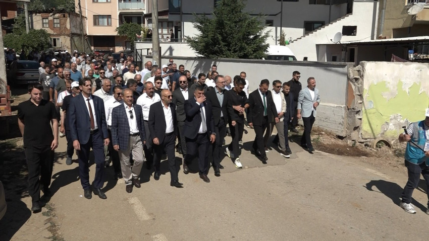 Bursa'da 525 yıllık gelenek: Erkekler sürgün, kadınlar yönetimde - Resim : 1