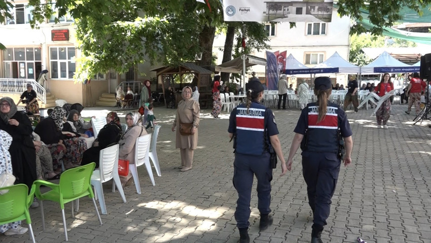 Bursa'da 525 yıllık gelenek: Erkekler sürgün, kadınlar yönetimde - Resim : 3