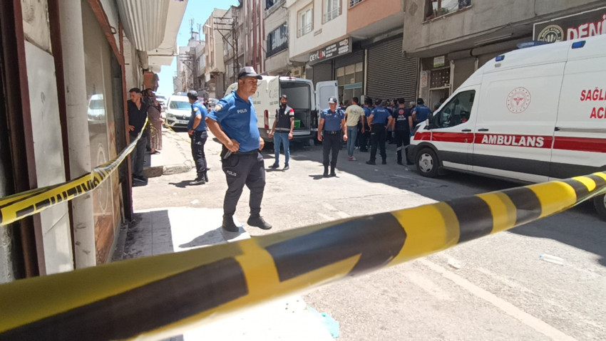 Gaziantep'te korkunç olay! Boşandığı eşini bıçaklayıp kendini astı - Resim : 3