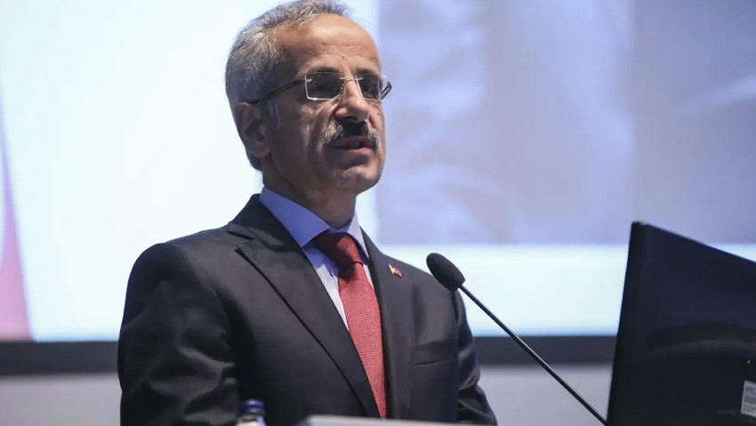 Bakan Uraloğlu,15 Temmuz gecesinde yaşananları ilk kez anlattı: Abdest alıp çocuklarımla vedalaştım - Resim : 5