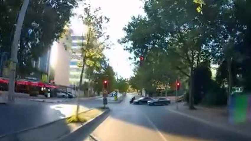 Ataşehir’de kırmızı ışık ihlali feci kazayı getirdi! O anlar kamerada - Resim : 2