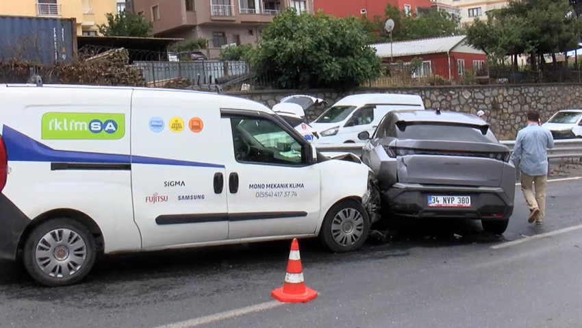 Maltepe’de yağışın ardından kaza! Facianın eşiğinden dönüldü! - Resim : 3
