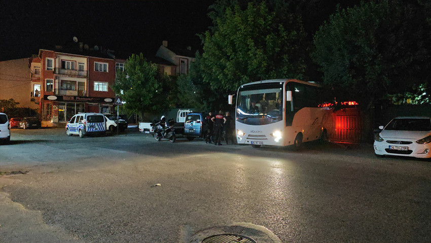Eskişehir'de komşu kavgası kontrolden çıktı: Müdahale eden polisle birlikte 11 kişi yaralandı! - Resim : 3