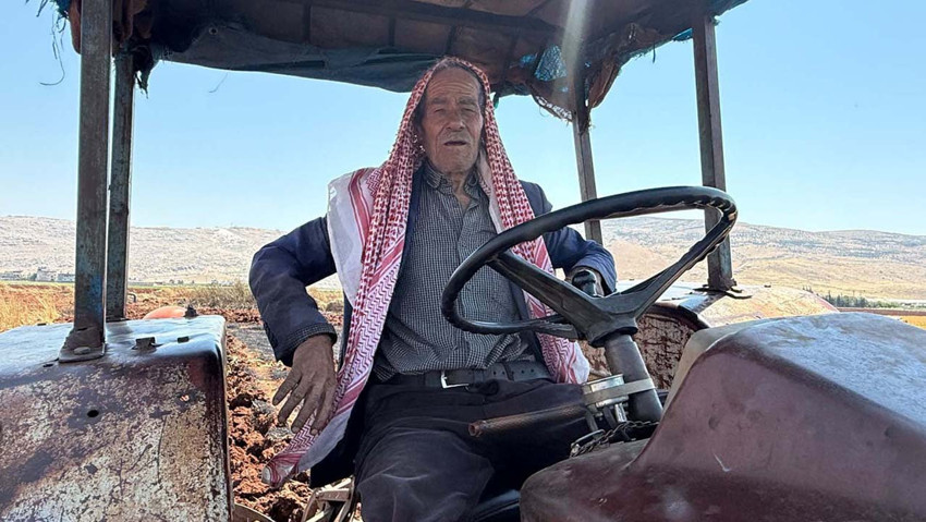 50 yıllık traktöründen vazgeçmiyor! Sebebini duyan şaşırıyor - Resim : 2