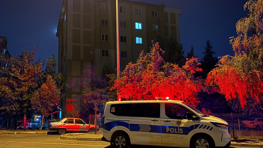 Metrelerce yükseklikten düştü! Minik çocuğun hayati tehlikesi bulunuyor - Resim : 2