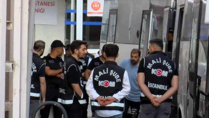 İzmit Belediye Başkanı Fatma Kaplan Hürriyet ve 19 kişi hakkında karar - Resim : 1