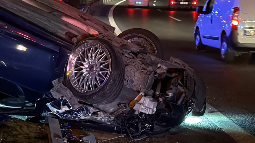 Beykoz TEM'de can pazarı! Bariyerlere saplanan otomobilden acı haber - Resim : 2