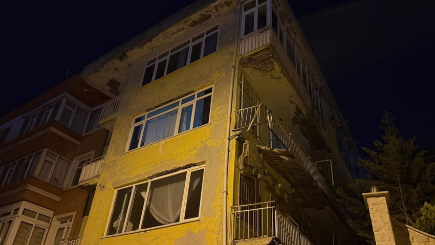 Üsküdar'da korku dolu gece! Hamile eşiyle sokakta kaldığını iddia etti - Resim : 3