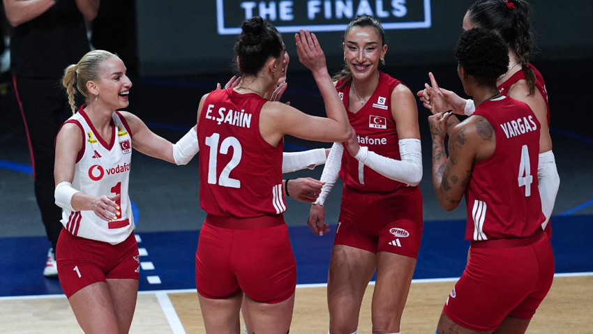 FİLENİN SULTANLARI VNL ŞAMPİYONU! Gizem Örge'den maç sonu duygulandıran itiraf - Resim : 3
