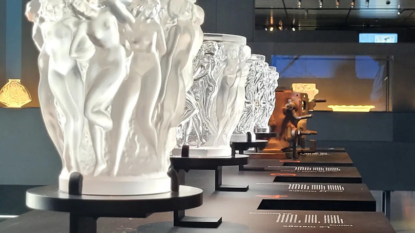 Louvre’dan sonra Lalique! Fransa'da bir müze soygunu daha: Biletle girdiler 2500 yıllık altın kolyeyi çaldılar - Resim : 1