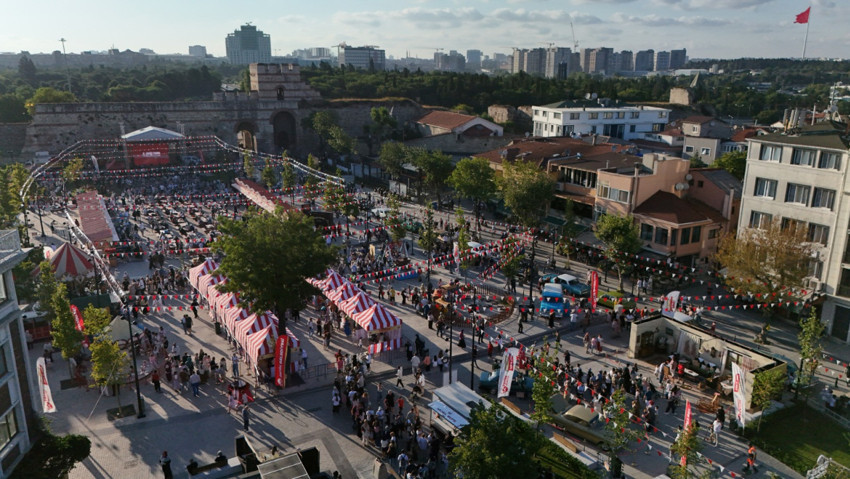 Topkapı Kaleiçi’nde nostalji rüzgârı! Nostalji Günleri İstanbul’un dört bir yanından ziyaretçi ağırlıyor - Resim : 3