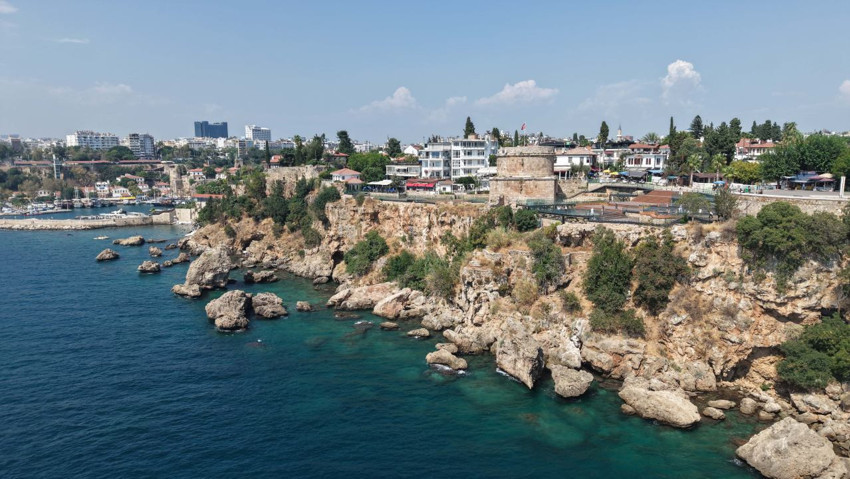 Antalya’nın tarihi simgesi Hıdırlık Kulesi ziyaretçilerini bekliyor - Resim : 5