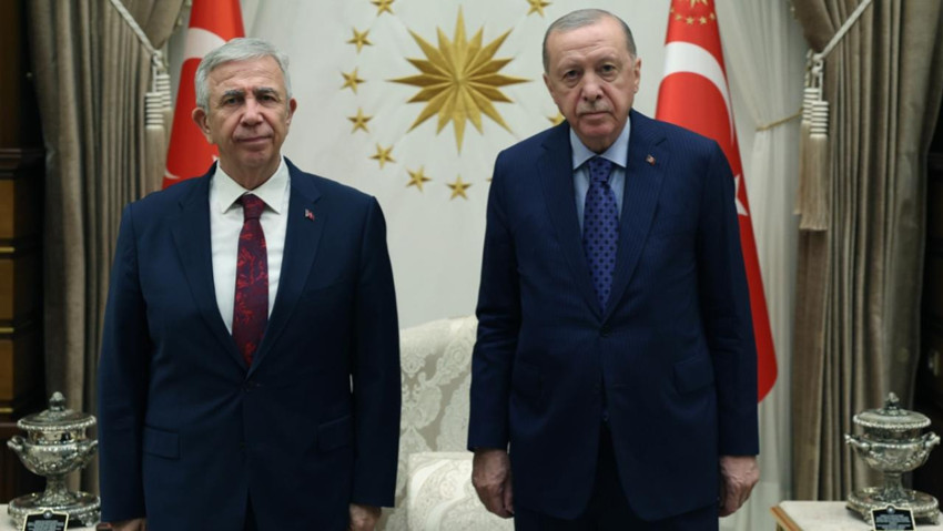 YENİ Parti&rsquo;ye de ge&ccedil;miyor! Canlı yayında tarih bile verdi: &ldquo;Mansur Yavaş CHP&rsquo;den istifa edecek&rdquo; - Resim : 1