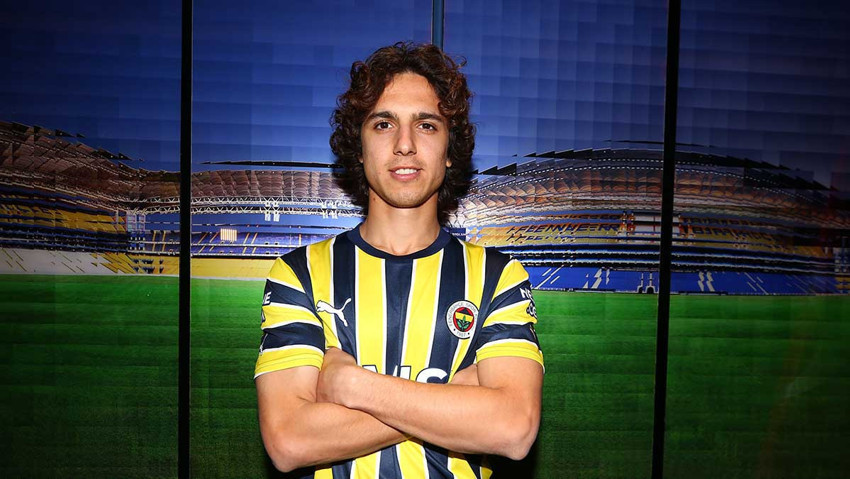 Fenerbahçe'den Süper Lig ekibine transfer oldu! Henüz 1 maçta bile şans bulamadı - Resim : 1