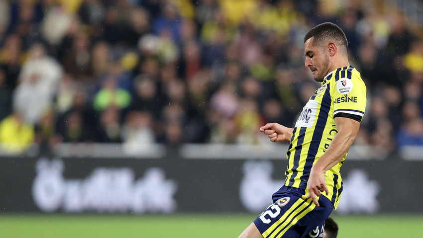 Nihat Kahveci o hareketi unutamadı! Fenerbahçeli yıldız için çarpıcı sözler: O ne biçim bir asisti öyle? - Resim : 3