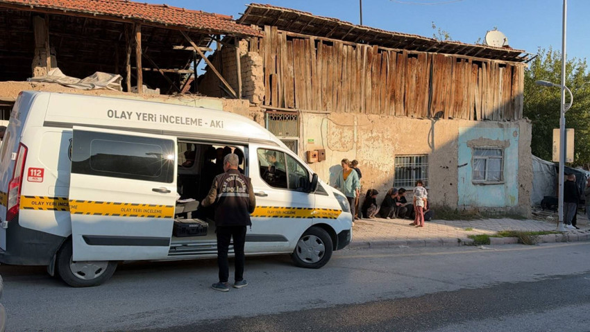 Terk edilmeyi hazmedemedi: Gizlice eve girip kadın ile annesini bıçakla yaraladı - Resim : 3