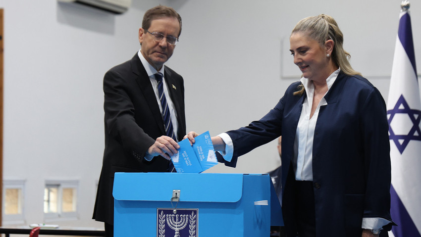 Netanyahu mu Eisenkot mu? İsrail'de oy verme işlemi başladı! Benzeri görülmemiş kriz: Şaibe planı ortaya çıktı - Resim : 3