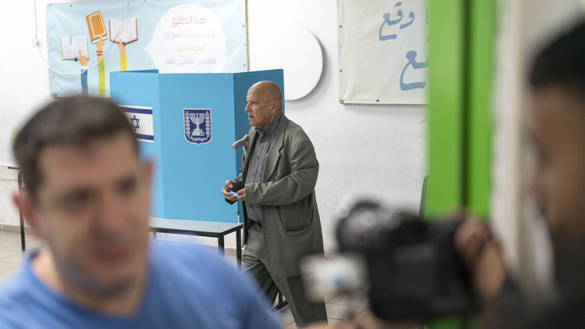Netanyahu mu Eisenkot mu? İsrail'de oy verme işlemi başladı! Benzeri görülmemiş kriz: Şaibe planı ortaya çıktı - Resim : 5