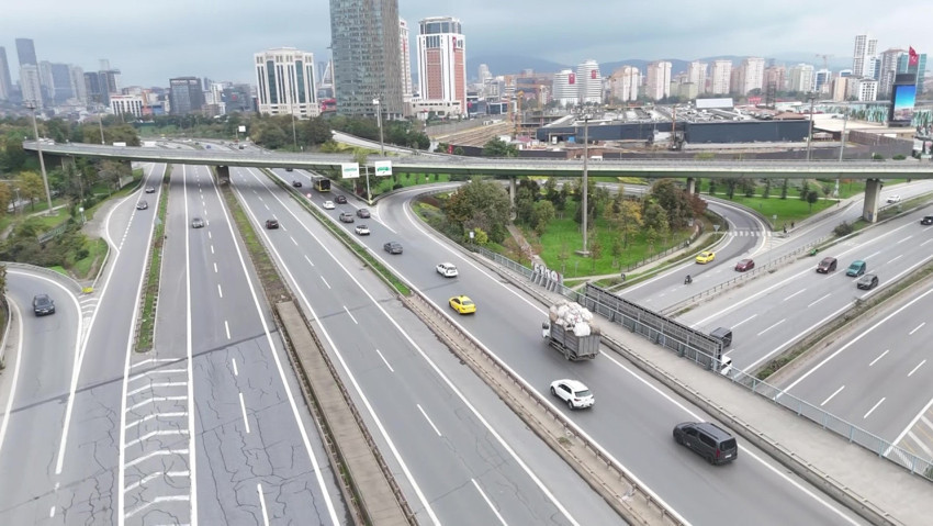 Görenler gözlerine inanamıyor! Megakentte alışılmadık manzara! Trafik yüzde 29'a düştü - Resim : 2