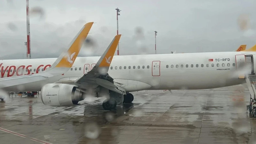 İstanbul semalarında kabus! Yolcu uçağına kuş sürüsü çarptı: Uçağın kanadındaki hasar dehşeti gözler önüne serdi - Resim : 2