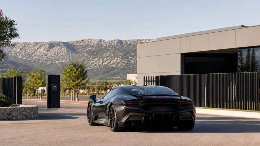 170 milyonluk aracı çalındı: Porsche ile peşine düştü! Bugatti'nin CEO'sunun yaşadıkları filmleri aratmadı - Resim : 1