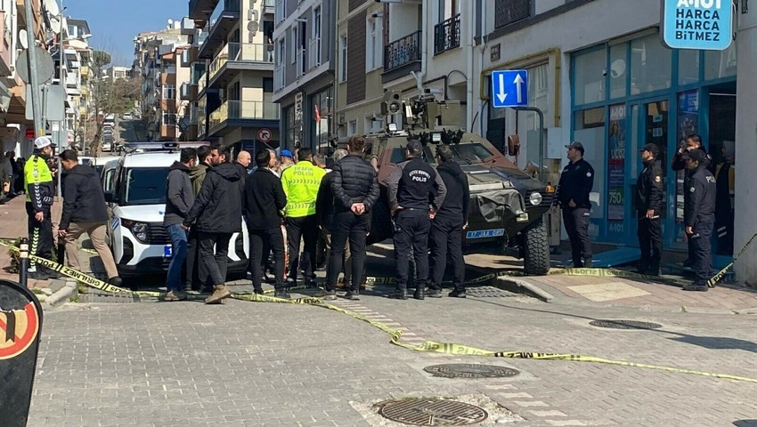 Çanakkale'de balkondan av tüfeğiyle ateş açtı: 1 kişi yaralandı! - Resim : 2