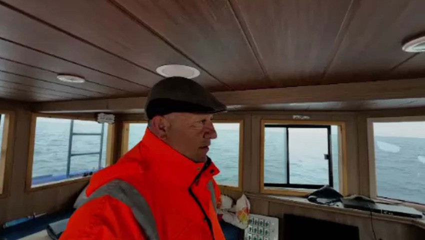 T&uuml;rk balık&ccedil;ıya taciz! T&uuml;rk Sahil G&uuml;venliği, Yunan unsurlarını b&ouml;yle kovaladı: Onlar vazge&ccedil;miyor, biz de vazge&ccedil;meyeceğiz - Resim : 2