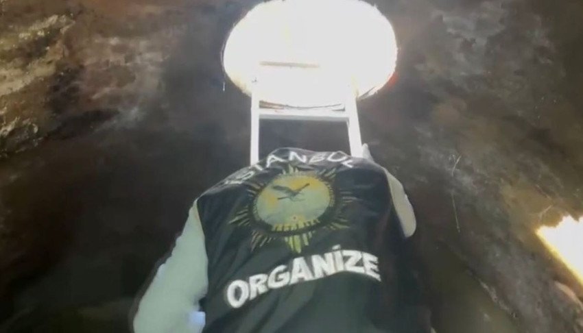 İstanbul'da dev operasyon! Polis dron ile tespit etti! Yeraltında çuval çuval silah parçası bulundu - Resim : 3