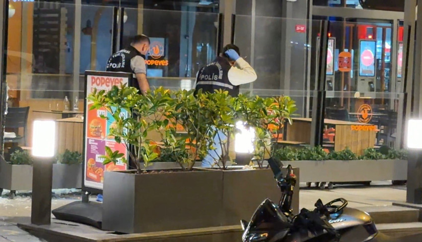 Şişli&rsquo;de restorana silahlı saldırı! Sokak savaş alanına d&ouml;nd&uuml; - Resim : 1