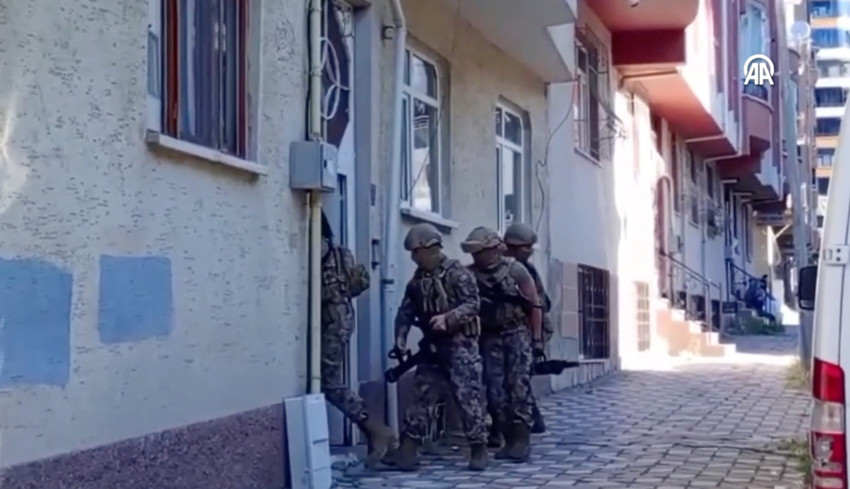 Tetikçilik paylaşımları mercek altında! Türkiye genelinde dev operasyon! Yüzlerce kişi yakalandı - Resim : 1