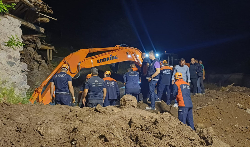 Define ararken çöken tünelde öldü! - Resim : 1