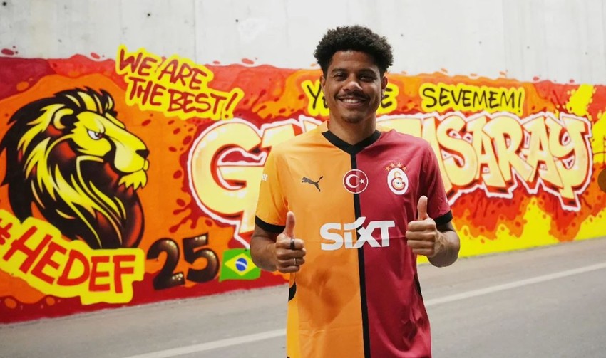 İngiliz devi, Galatasaray'ın 22 milyon euroluk yıldızına kancayı taktı! Giderse en çok Icardi üzülecek - Resim : 1