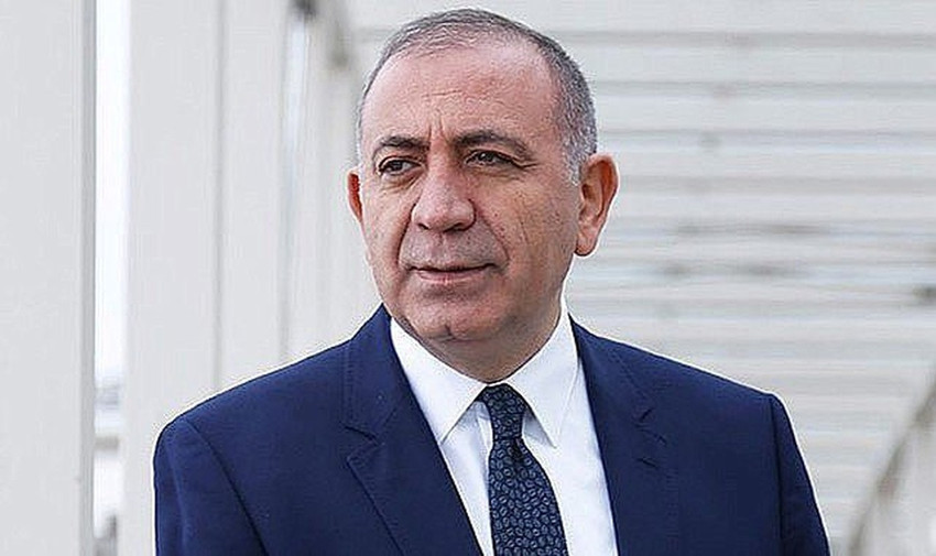 G&ouml;revinden alındığı iddia edilmişti! G&uuml;rsel Tekin'den tv100'e &ouml;zel a&ccedil;ıklama: "Yarın saat 12:00'de" - Resim : 1