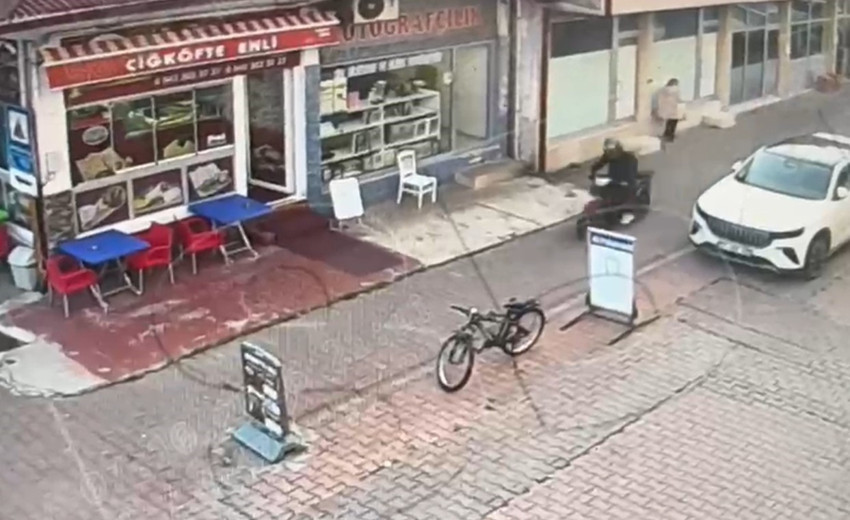 Polisin ‘dur’ ihtarına uymadı! 16 yaşındaki sürücüye rekor ceza: Kovalamaca anları kamerada - Resim : 2