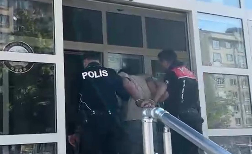 12 yıl firariydi! Dünya onu arıyordu, Kütahya sokaklarında yakalandı! - Resim : 1