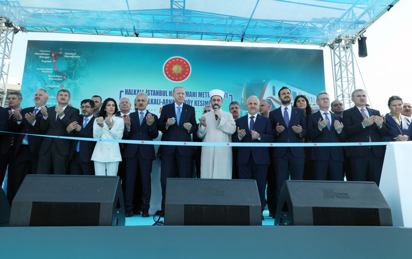 Türkiye’nin en uzun metrosu açıldı! Cumhurbaşkanı Erdoğan yeni metroda ilk seferi yaptı! 31 Temmuz'a kadar ücretsiz olacak - Resim : 5