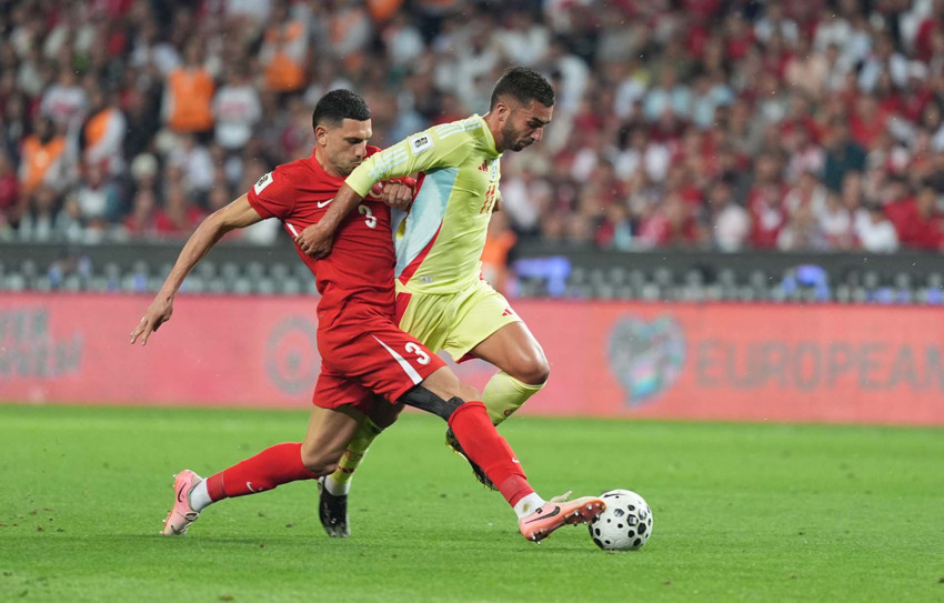 Merih Demiral'dan İspanya yenilgisi sonrası özeleştiri: "Sahaya hiçbir şey koyamadık" - Resim : 1