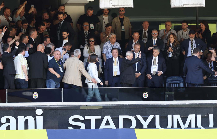 Fenerbahçe yeni başkanını seçecek! Olağanüstü seçimli genel kurulda 1.gün bitti! Başkan adayları kongre üyelerine seslendi - Resim : 7