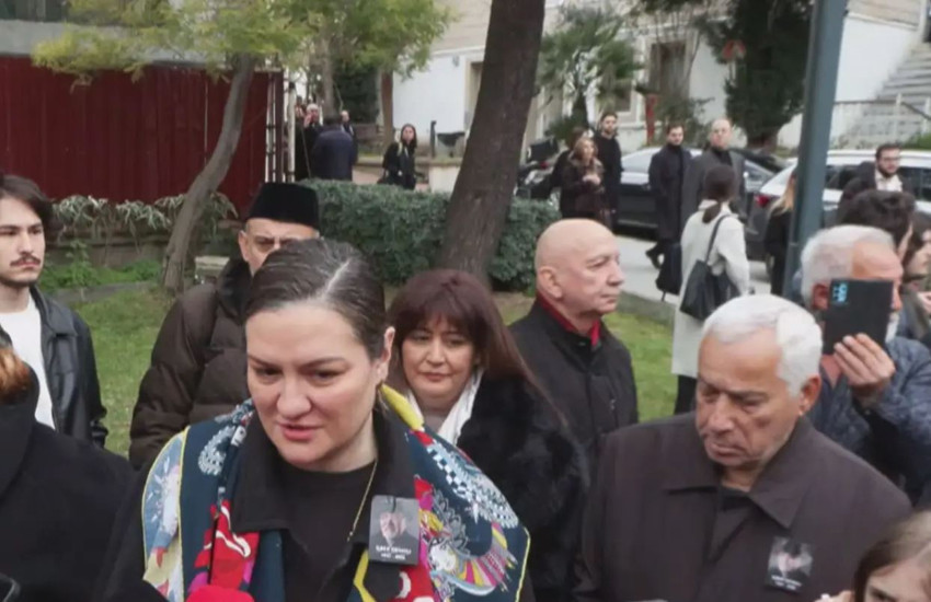 Ünlü isimlerden İlber Ortaylı'ya son görev! "Dünyanın sayılı aydınlarından birisiydi" - Resim : 2