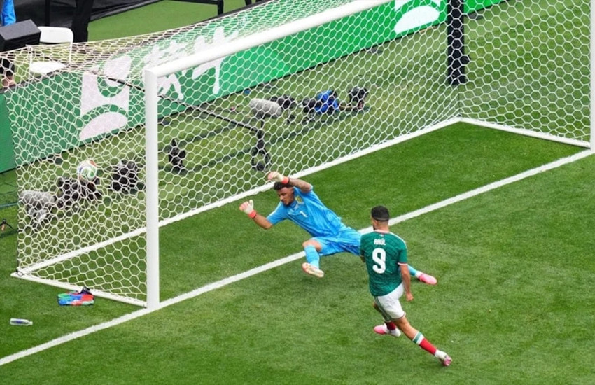 2026 Dünya Kupası'nın açılışında çılgın maç! 2 gol, 3 kırmızı kart! Meksika, Güney Afrika'yı yendi - Resim : 7