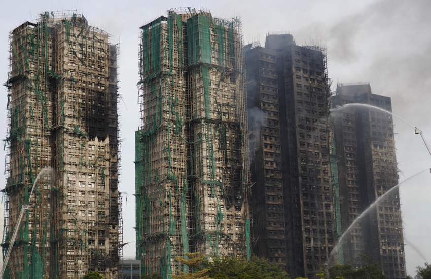 Hong Kong'da yaşanan yangın felaketinde can kaybı 128'e çıktı! - Resim : 2