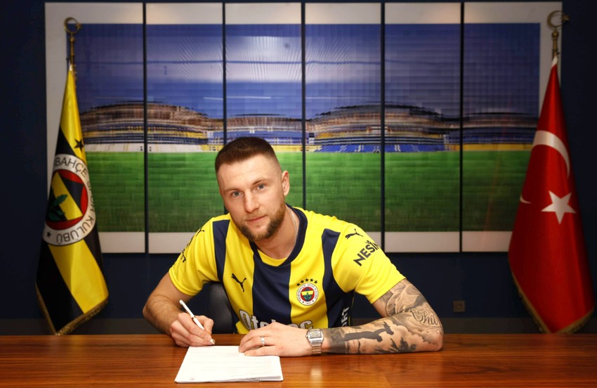 Fenerbahçe yeni transferine imzayı attırdı - Resim : 1