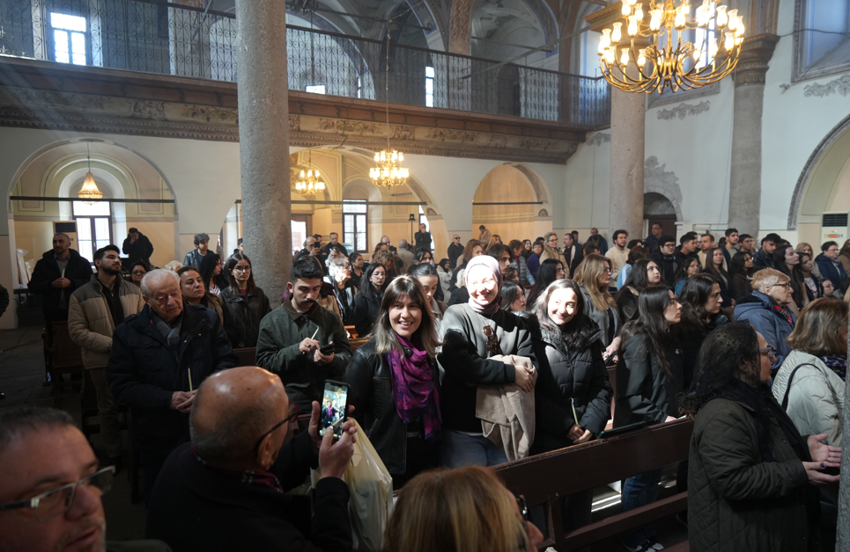 Kayseri'de Surp Krikor Lusaroviç Kilisesi'nde miçing ayini düzenlendi! - Resim : 1