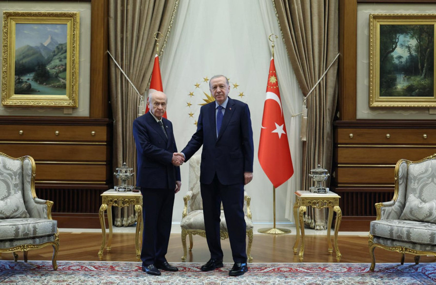 Külliye'de kritik görüşme! Cumhurbaşkanı Erdoğan Bahçeli'yi kabul etti - Resim : 1