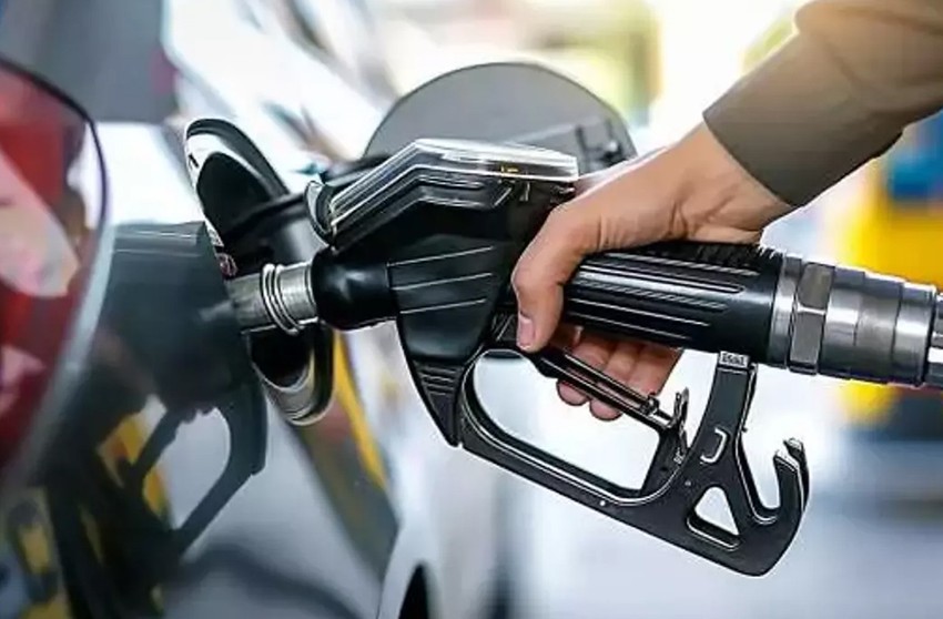 Akaryakıt fiyatları yerinde durmuyor! Motorine yine zam… Benzin ne kadar oldu? - Resim : 3