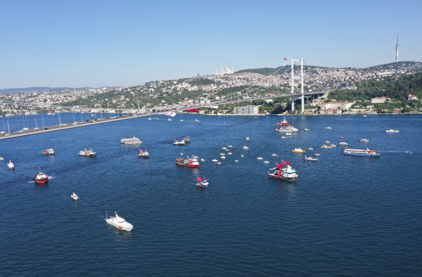 İstanbul Boğazı'nda 253 gemiyle