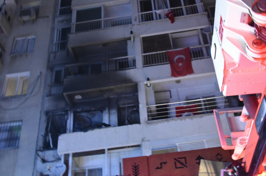 İzmir’de patlama: 4 yaralı! O anlar kameraya yansıdı - Resim : 2