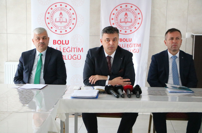 O ilde öğretmenlerin kılık-kıyafetlerine düzenleme geliyor - Resim : 1