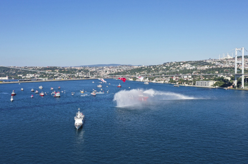 İstanbul Boğazı'nda 253 gemiyle